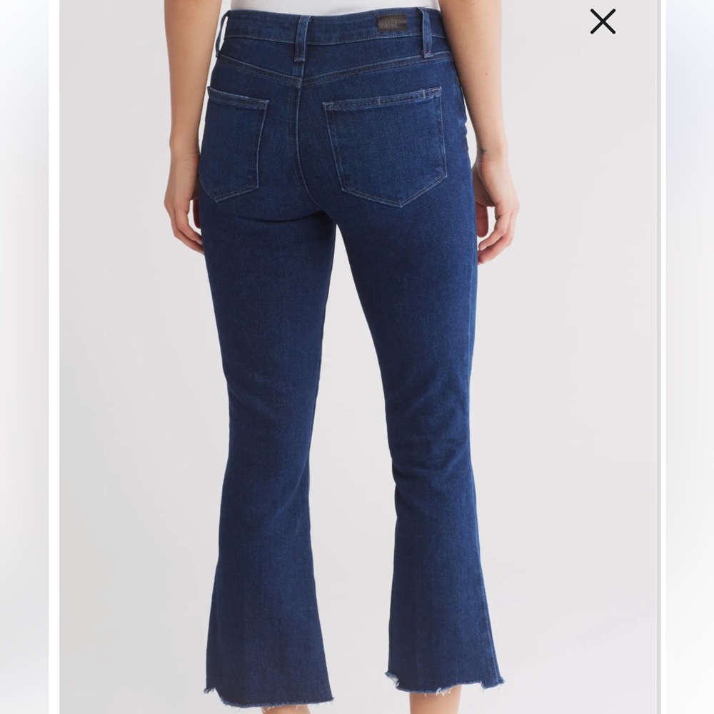 PAIGE Rory Raw Hem Crop Flare Jeans

Abilene Distressed - Picture 2 of 3